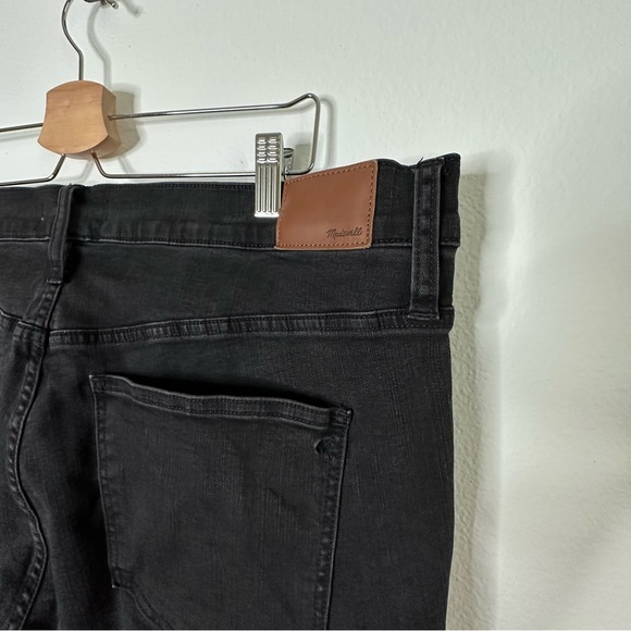 Madewell Black Skinny High-Rise Distressed Button-Fly Jeans Plus Size 35P - Picture 6 of 14